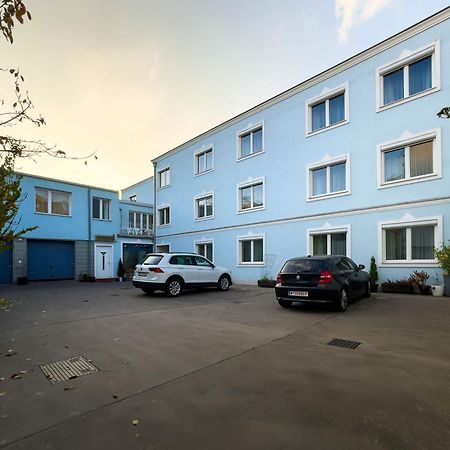 Pension Erlaa Wien Exteriör bild