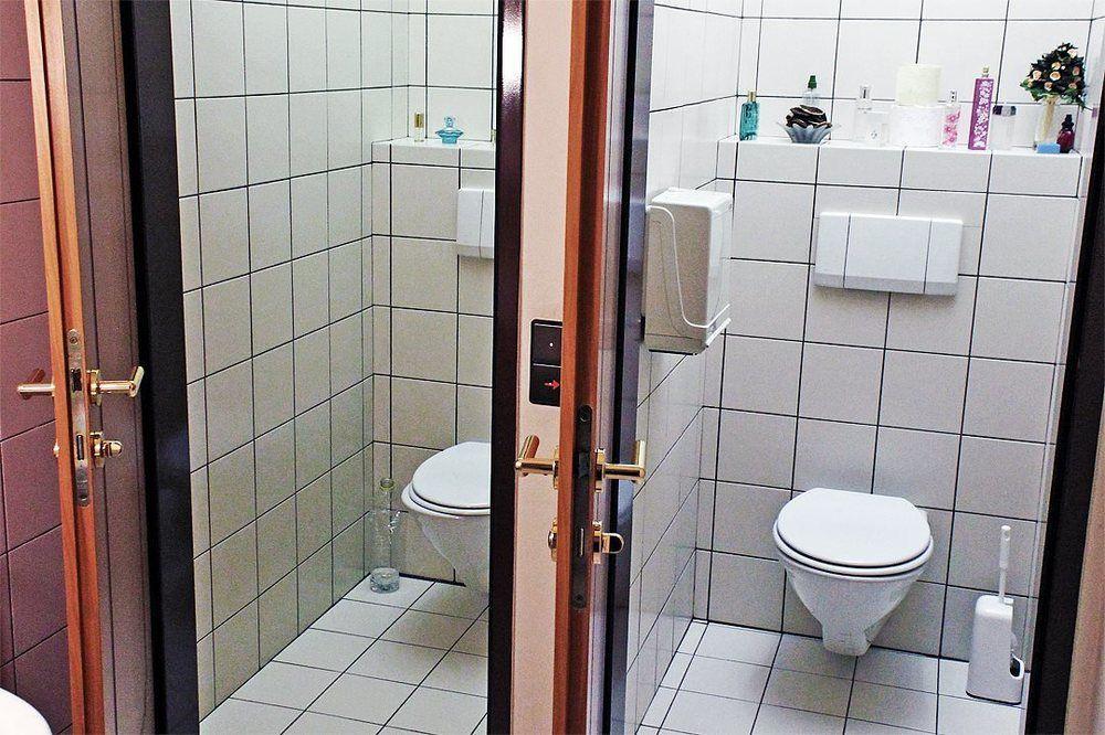 Pension Erlaa Wien Exteriör bild